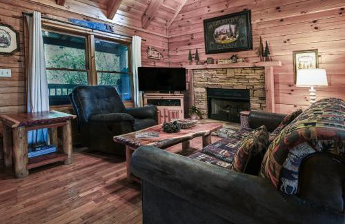 Pigeon Forge House | Amazing Mountain View Cabin! Hot Tub Pool Table