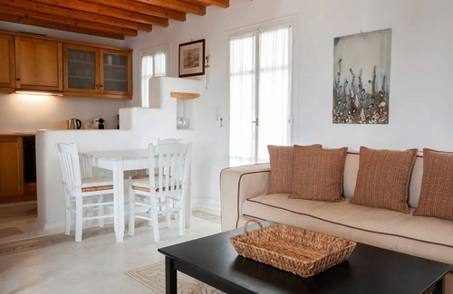 Ornos Villa | Amazing Mykonos Villa | 2 Bedrooms | Mykonian Style Pool House | Access to.