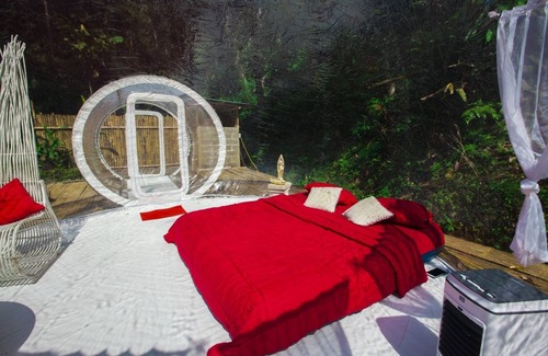 Mekarsari Villa | Amazing Night next to the Secret Leke Leke Waterfall !