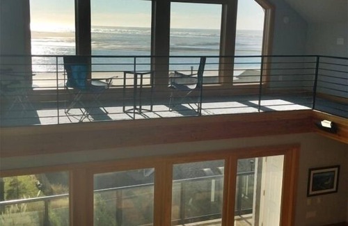Happy Camp Hideaway House | AMAZING OCEAN VIEW LUXURY Beach Home !The Skyscraper! Netarts