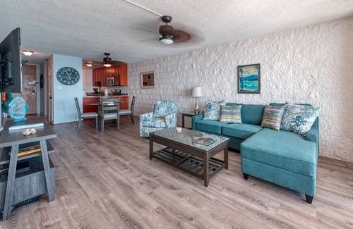 Maalaea Condo | AMAZING OCEANFRONT MAUI - Watch the whales right from the balcony