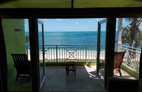 West End Apartment | Amazing Old Bahama Bay condo perfect for you!