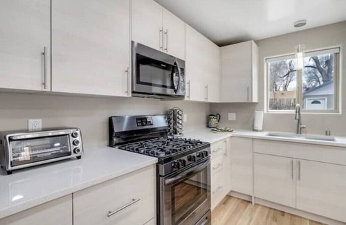 Sawmill Area House | Amazing Old Town Getawaynnnn