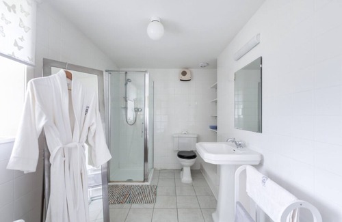 Newton Bed & Breakfast | Amazing "Outlander" Countryside Cottage Room at 4* B&B Parkhead House