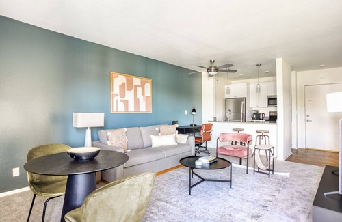 Pasadena Apartment | Amazing Pasadena 1BR w/Gym & Pool, nr Colorado Ave, by Blueground