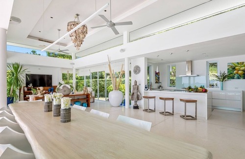 Hua Thanon Villa | Amazing picturesque pool villa (KBR4)