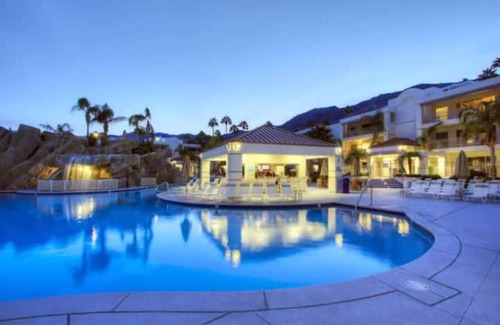 Canyon Corridor Condo | #AMAZING POOL! 2/1 POOLSIDE BAR n'GRILL! KITCHEN!