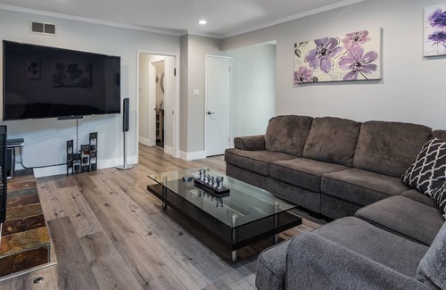 Winnetka House | Amazing Private house with POOL& 3 bedrooms in the heart of LA