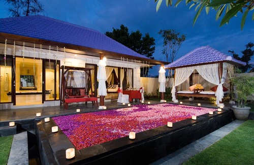 By Pass Ngurah Rai Kuta Villa | Amazing Private Pool Villa in Kuta