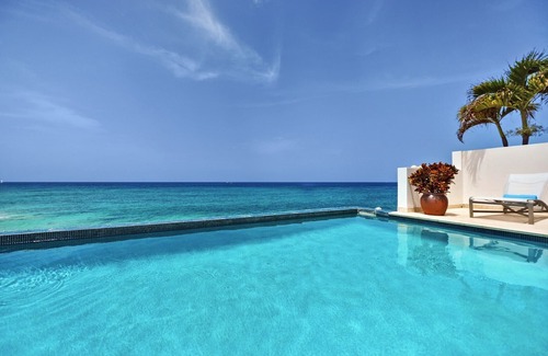 Plum Bay Villa | *AMAZING RATES FOR CERTAIN WEEKS* Luxury 4 bedroom villa at Shore Pointe
