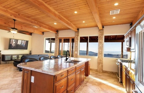 Point Mugu House | Amazing Retreat with Unbelievable Views in Malibu