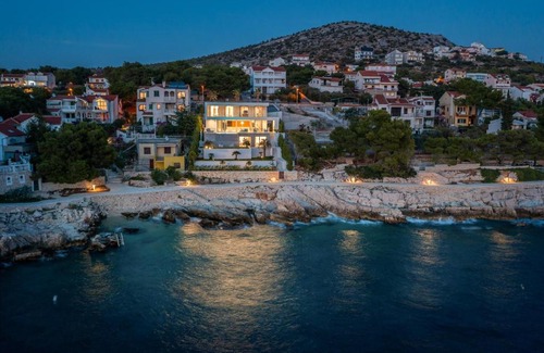 Primosten Burnji Villa | Amazing Seafront Croatian Villa 5 Bedrooms Villa Primosten Pearl Phenomenal Sea Views & Private Infinity Pool