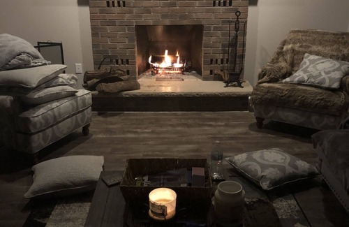 Mayfield House | Amazing Secluded 5 Bedroom Home on Great Sacandaga Lake