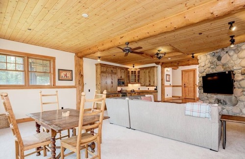 Big Sky Ski Chalet | Amazing Ski In/Out in Heart of Moonlight Basin - Big Sky