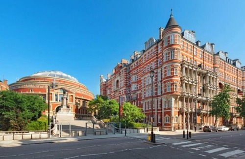 South Kensington Apartment | Amazing South Kensington Apartment