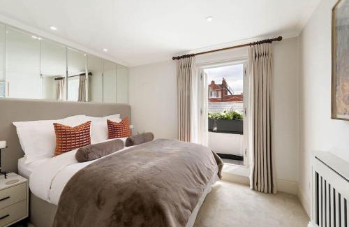 South Kensington Apartment | Amazing South Kensington Apartment