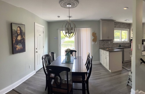 Hackettstown House | Amazing Spacious 4-bedroom house in charming Hackettstown with AC, WiFinnnn