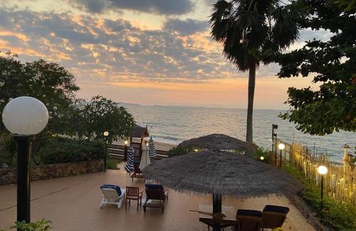 North Pattaya Apartment | Amazing Spacious Seaview Condo