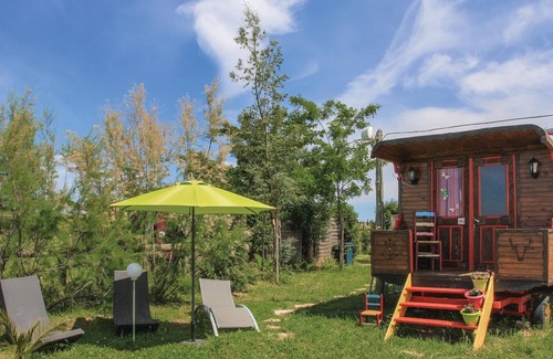 Beauvoisin House | Amazing (sta)caravan in Franquevaux