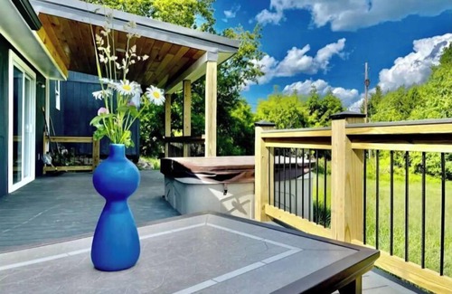 Naples House | Amazing Stargazing Fingerlakes Retreat
