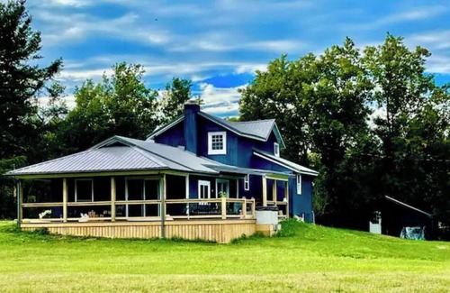 Naples House | Amazing Stargazing Fingerlakes Retreat