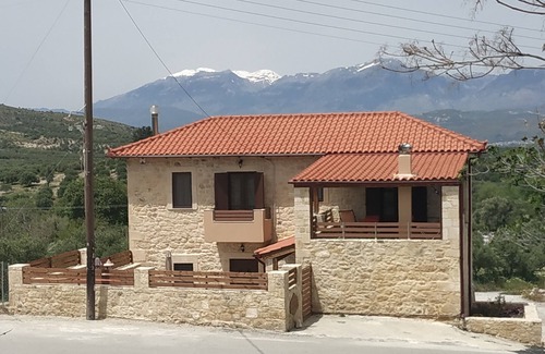 Gortyna Villa | Amazing stone villa ,2 bedrooms, kitchen, Wc, Wifi, BBQ, garden, veranda,parking
