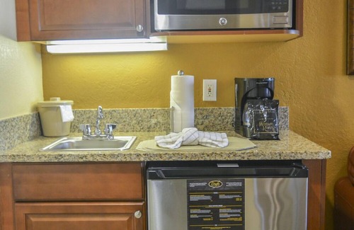 Florida Central Atlantic Coast Apartment | AMAZING STUDIO AT RESORT CLOSE TO ALL ATTRACTIONS