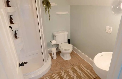 Lake Carolina House | Amazing Studio Guesthouse, in beautiful Columbia Lake community suburb.