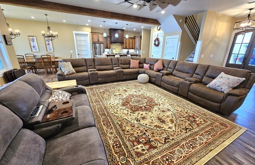 Jacksons' Gap House | Amazing Sunset Views - Handicap Accessible