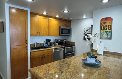 Kahana Condo | Amazing Sunsets Oceanfront Views - indigomaui -