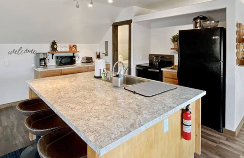 Donnelly Cabin | Amazing Tamarack Resort Views, Hot Tub, Huge Lot!