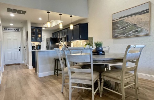 Highland Lake Estates Condo | Amazing top floor view in a newly renovated Lake Travis Condo on Private Island