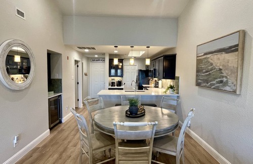Highland Lake Estates Condo | Amazing top floor view in a newly renovated Lake Travis Condo on Private Island