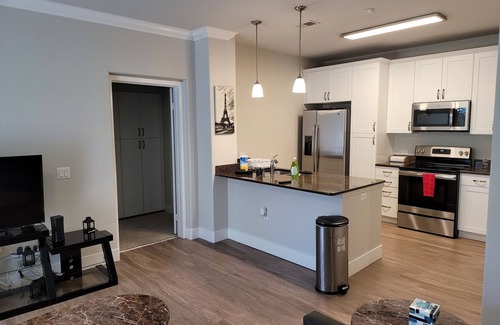 Mission Valley Condo | Amazing vacation & shopping in San Diego 2 suits and 3 bath FB1