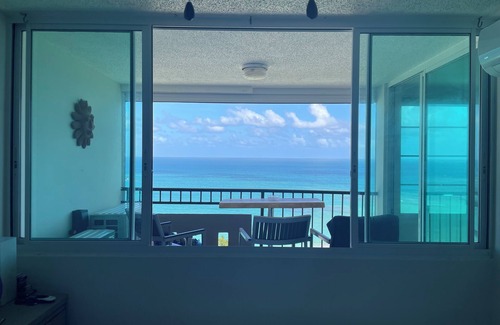 La Pared Condo | Amazing View of the Ocean and sounds of the waves.