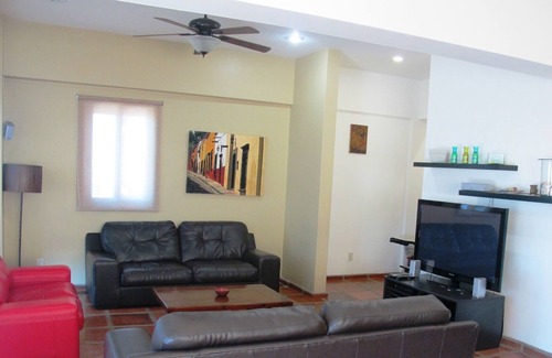 Balcones de Loma Linda Condo | AMAZING VIEWS! Centro Historico Ocean View 2 bed / 2 bath 1800 sq. ft.