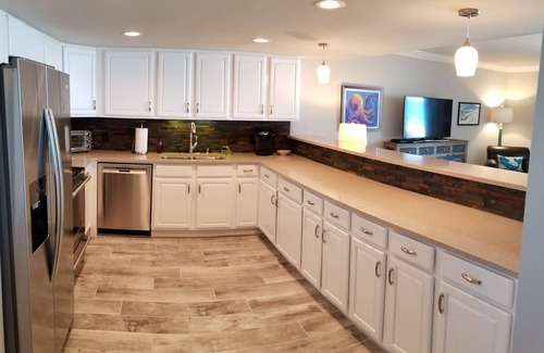 Pensacola Beach Condo | Amazing Views directly on Gulf - 2 Bedroom Condo Starboard Village 422