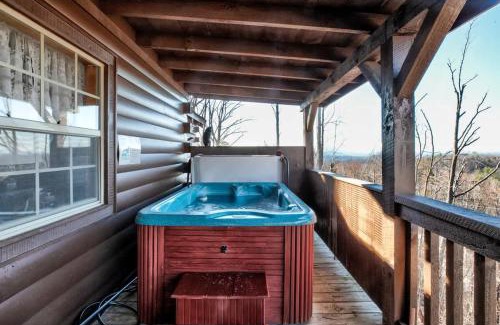 Gatlinburg - Pigeon Forge House | Amazing Views! Hot Tub,Pool Table,Fireplace,Relax!