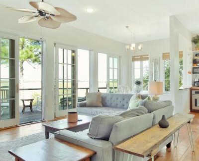 Folly Beach House | Amazing views! Hot tub! 5 beds! Walk to beach!