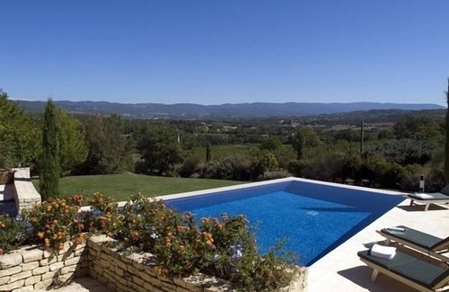 Goult Villa | Amazing views in the heart of Luberon, pool & AC, 10 guests. Book summer 25 NOW!