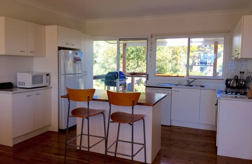 Broulee House | Amazing Views. Quick walk to 3 Broulee beaches. Not to be missed!
