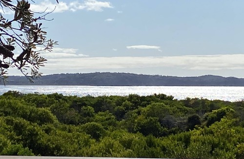 Broulee House | Amazing Views. Quick walk to 3 Broulee beaches. Not to be missed!