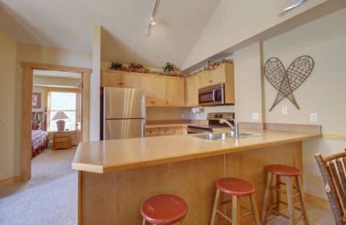 East Village at Copper Condo | Amazing Views, Right next to the Lift - CS210 by RedAwning