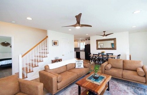 Madison House | Amazing views waterfront 3-bedroom home in Madison