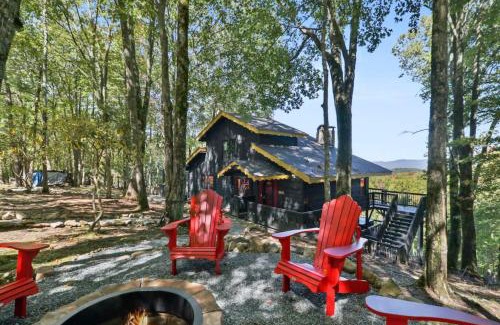 Beech Mountain Ski Chalet | Amazing Views! Welcome to Chalet Montagne!