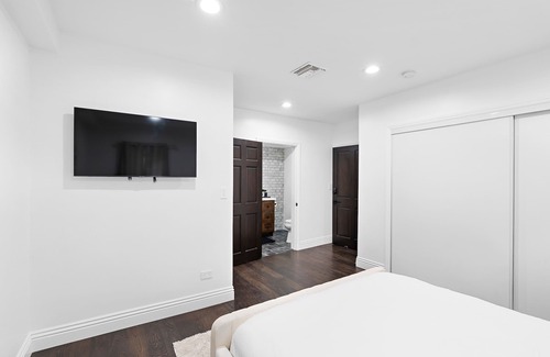Bel Air Villa | Amazing Villa Close To UCLA Jacuzzi