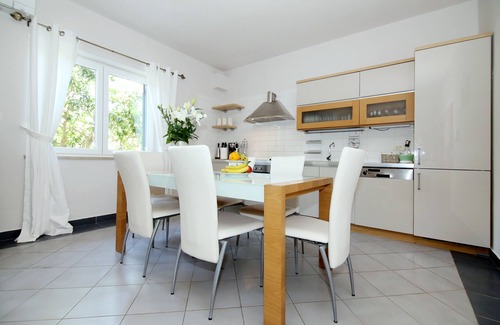 Zrnovnica House | Amazing villa near Split with private pool and playground!