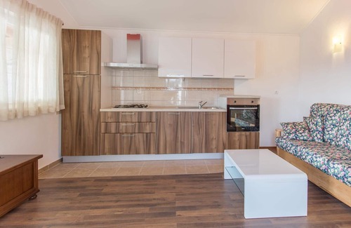 Benkovac Villa | Amazing villa Torine, 14 persons, 7 bedrooms, pool, garden, ECO, billiards