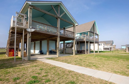 Cedar Lane House | AMAZING WATERFRONT RETREAT W/STUNNING GULF VIEWS AND FANTASTIC FISHING!