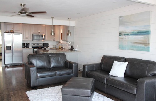 Granbury Ski Chalet | Amazing Waterfront Views at Our Happy Place